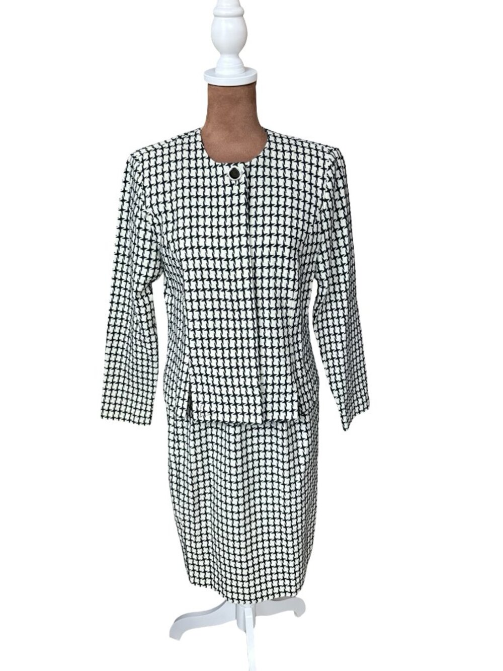 Vintage Leslie Fay Houndstooth Knit Suit Skirt Set Black Cream Size 6P Petite